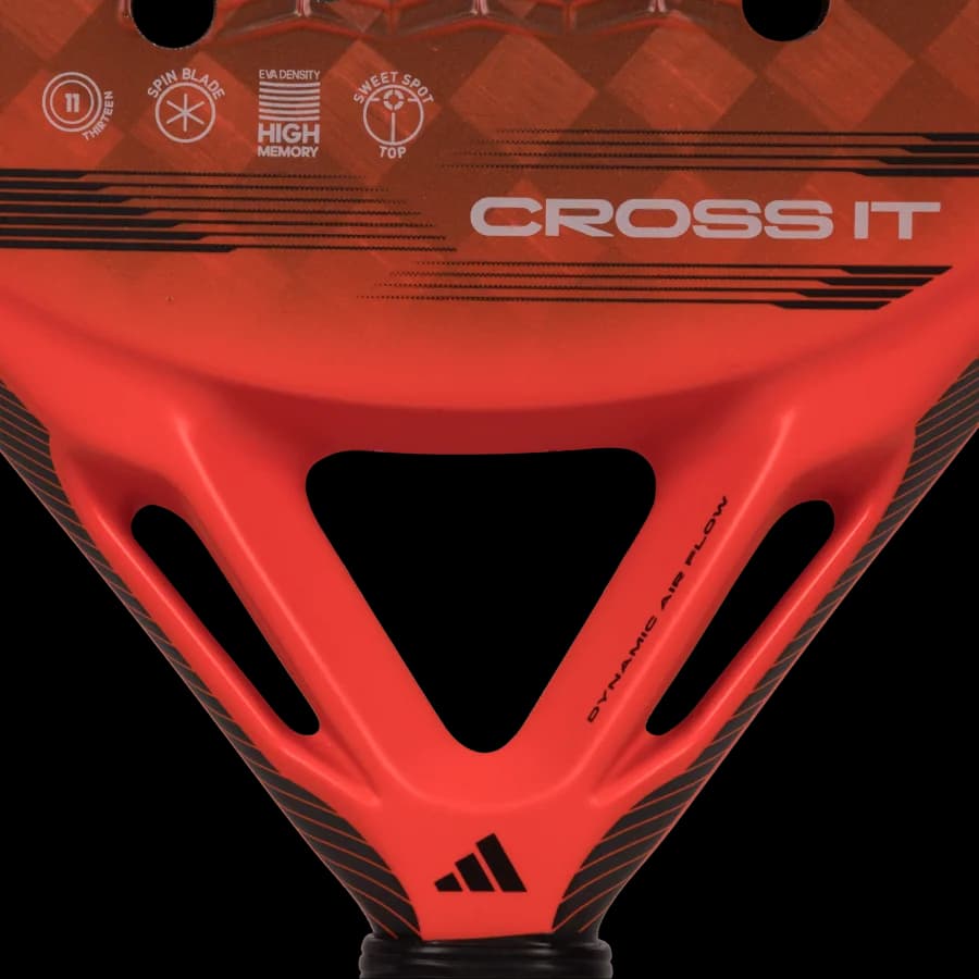 Paleta Adidas Cross It 3.3 2024, detalle del corazón