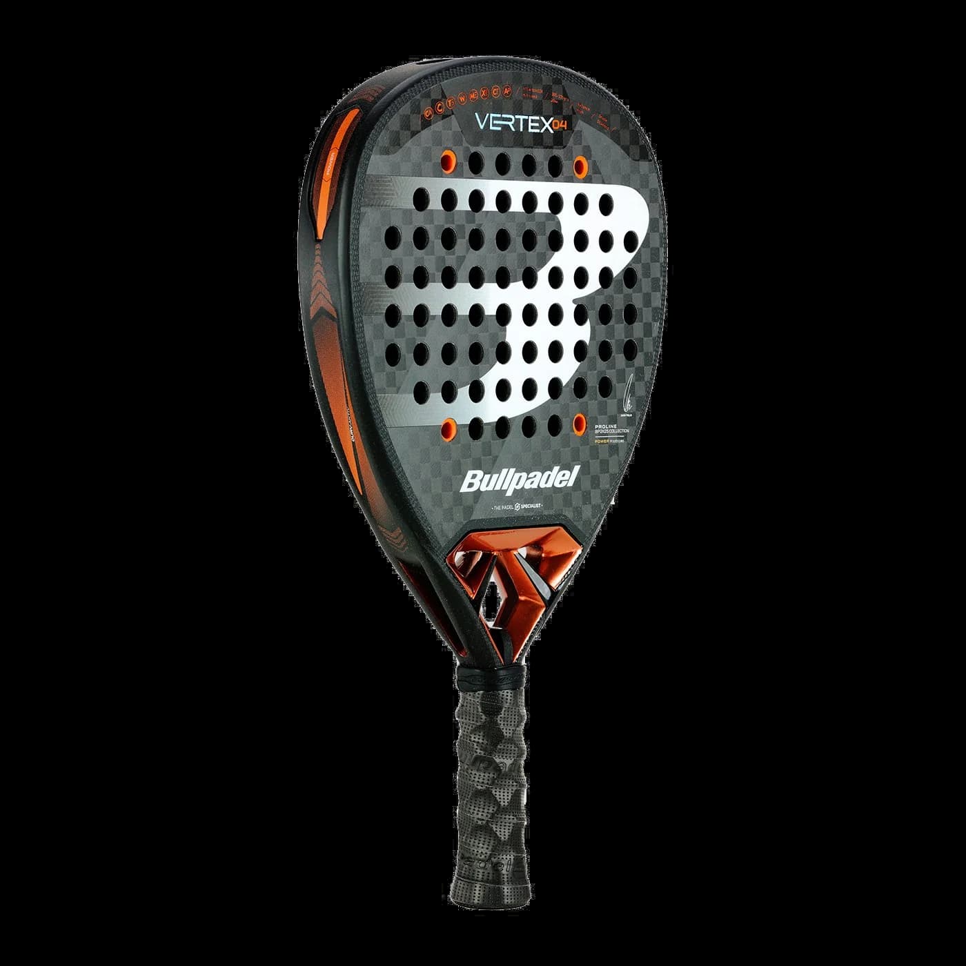 Paleta Bullpadel Vertex 04 2025, vista en tres cuartos