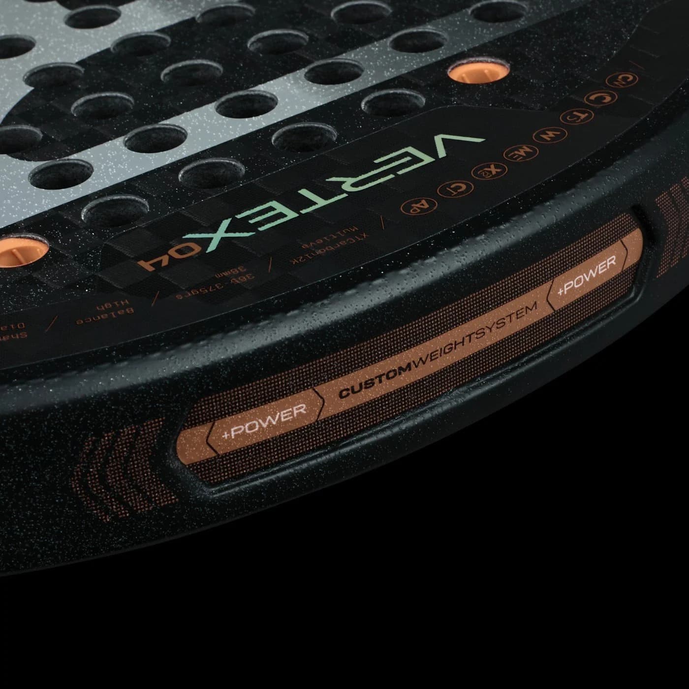Paleta Bullpadel Vertex 04 2025, detalle de la cara y el corazón